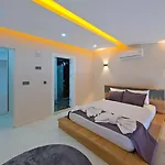Вилла Arel House *